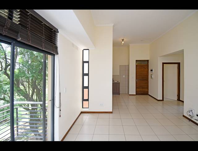 2 BEDROOM APARTMENT FOR SALE IN JACKAL CREEK GOLF ESTATE